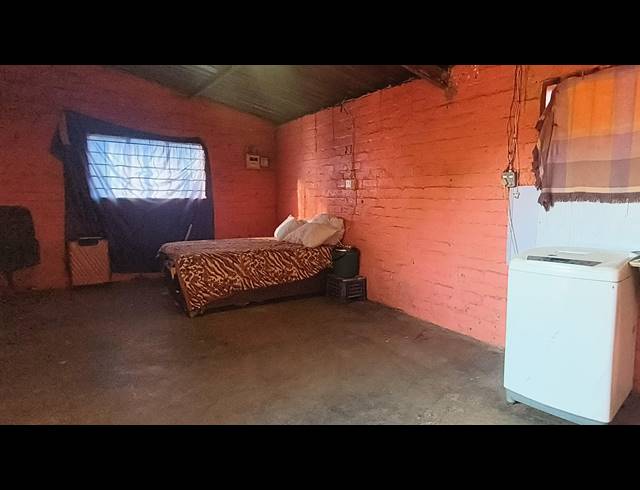 1 BEDROOM HOUSE FOR SALE IN TSHEPISONG